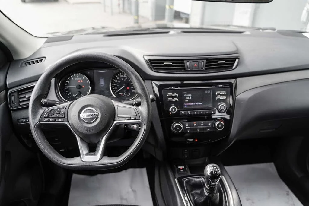 Nissan Qashqai АвтоКредит  (ЦЕНА ДО БГ), снимка 4 - Автомобили и джипове - 54732220