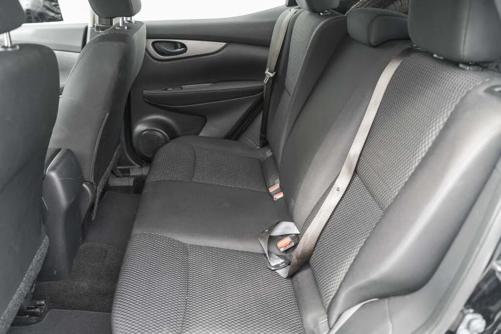 Nissan Qashqai АвтоКредит  (ЦЕНА ДО БГ), снимка 9 - Автомобили и джипове - 54732220