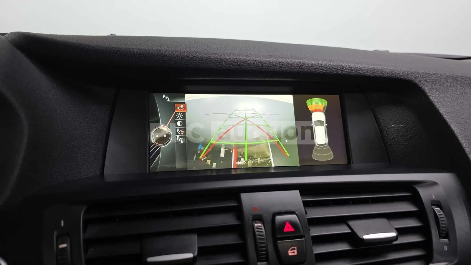 BMW X3 20d xDrive| КАМЕРА| ПАНО| HEADS UP| ВКЛ.ТЕХНОТЕСТ, снимка 10 - Автомобили и джипове - 54788344