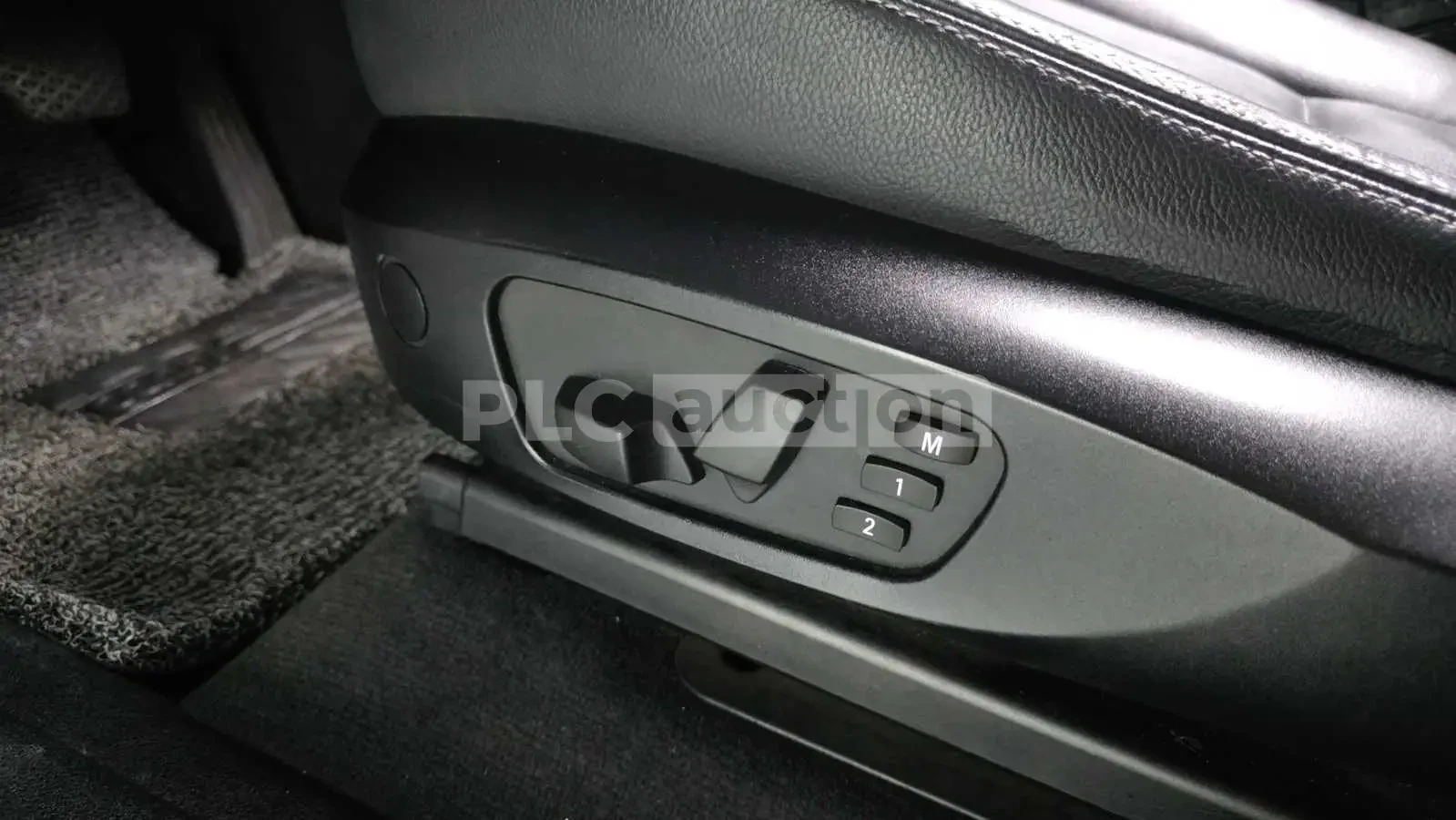 BMW X3 20d xDrive| КАМЕРА| ПАНО| HEADS UP| ВКЛ.ТЕХНОТЕСТ, снимка 13 - Автомобили и джипове - 54788344