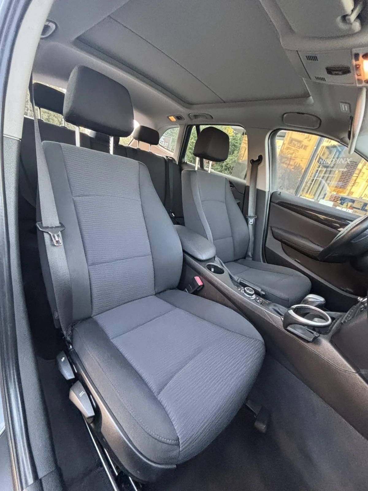 BMW X1 2.0D Автомат, снимка 9 - Автомобили и джипове - 56364154