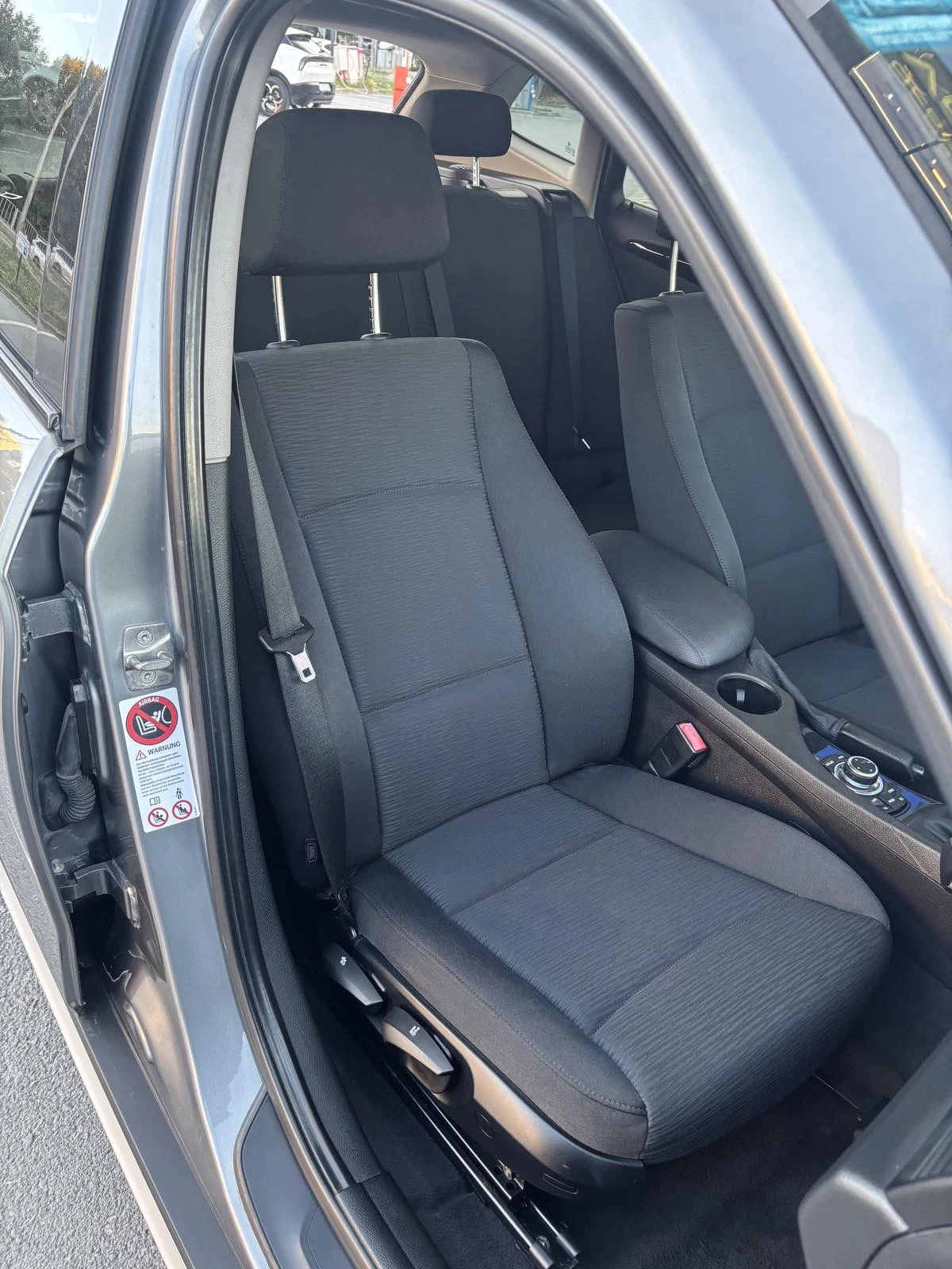 BMW X1 2.0D Автомат, снимка 8 - Автомобили и джипове - 56364154