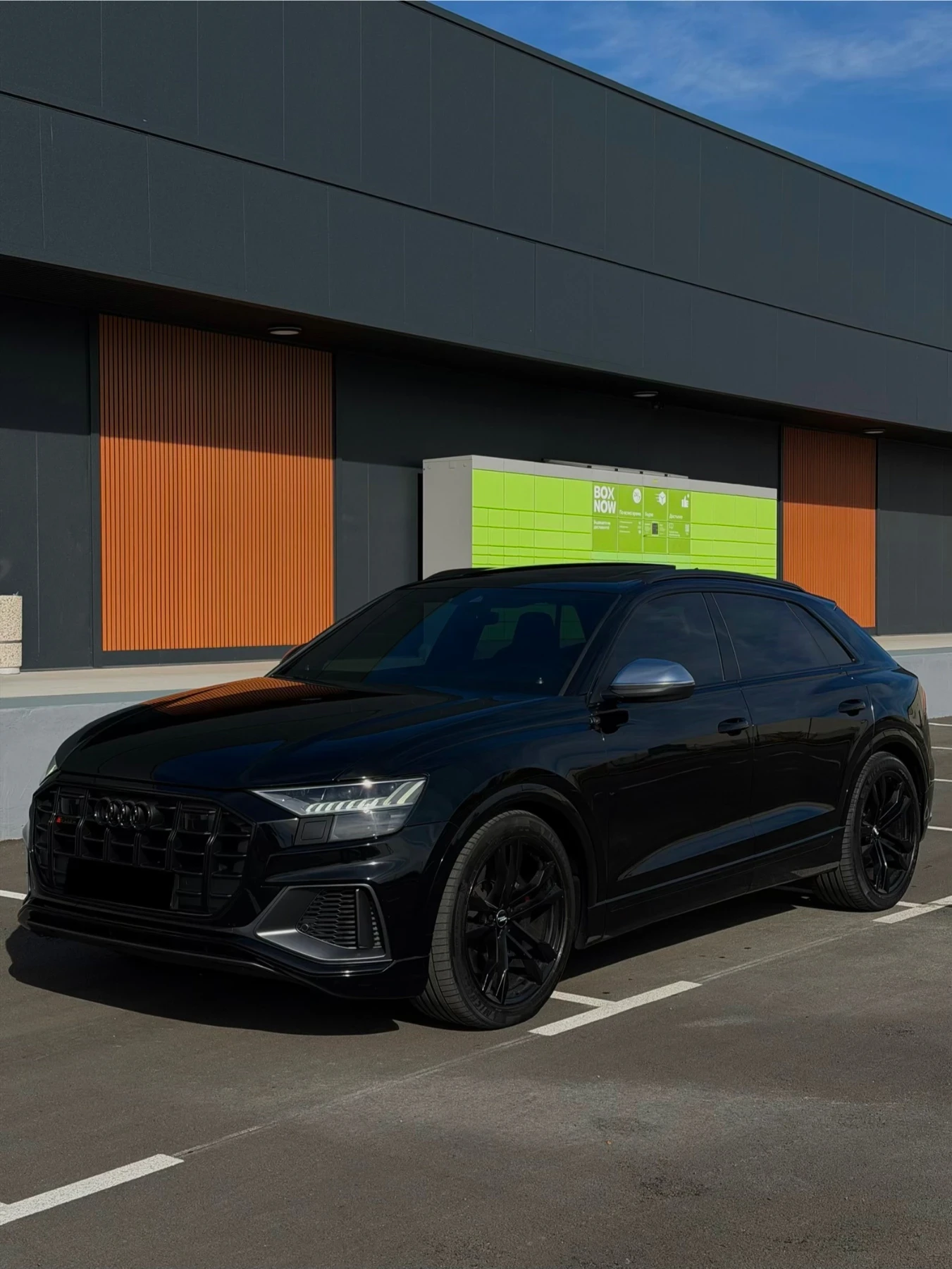 Audi SQ8 BLACK OPTIC / CARBON , снимка 3 - Автомобили и джипове - 56520613