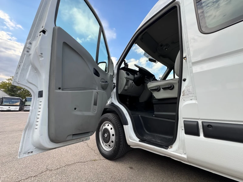 Renault Master АВТ. ВРАТА КЛИМА ТОП ТОП, снимка 5 - Бусове и автобуси - 51920465