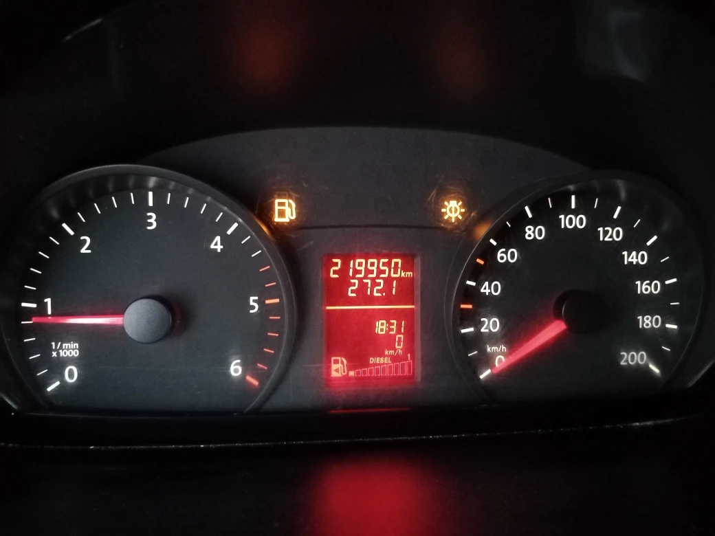 VW Crafter Макси база, снимка 16 - Бусове и автобуси - 54716979