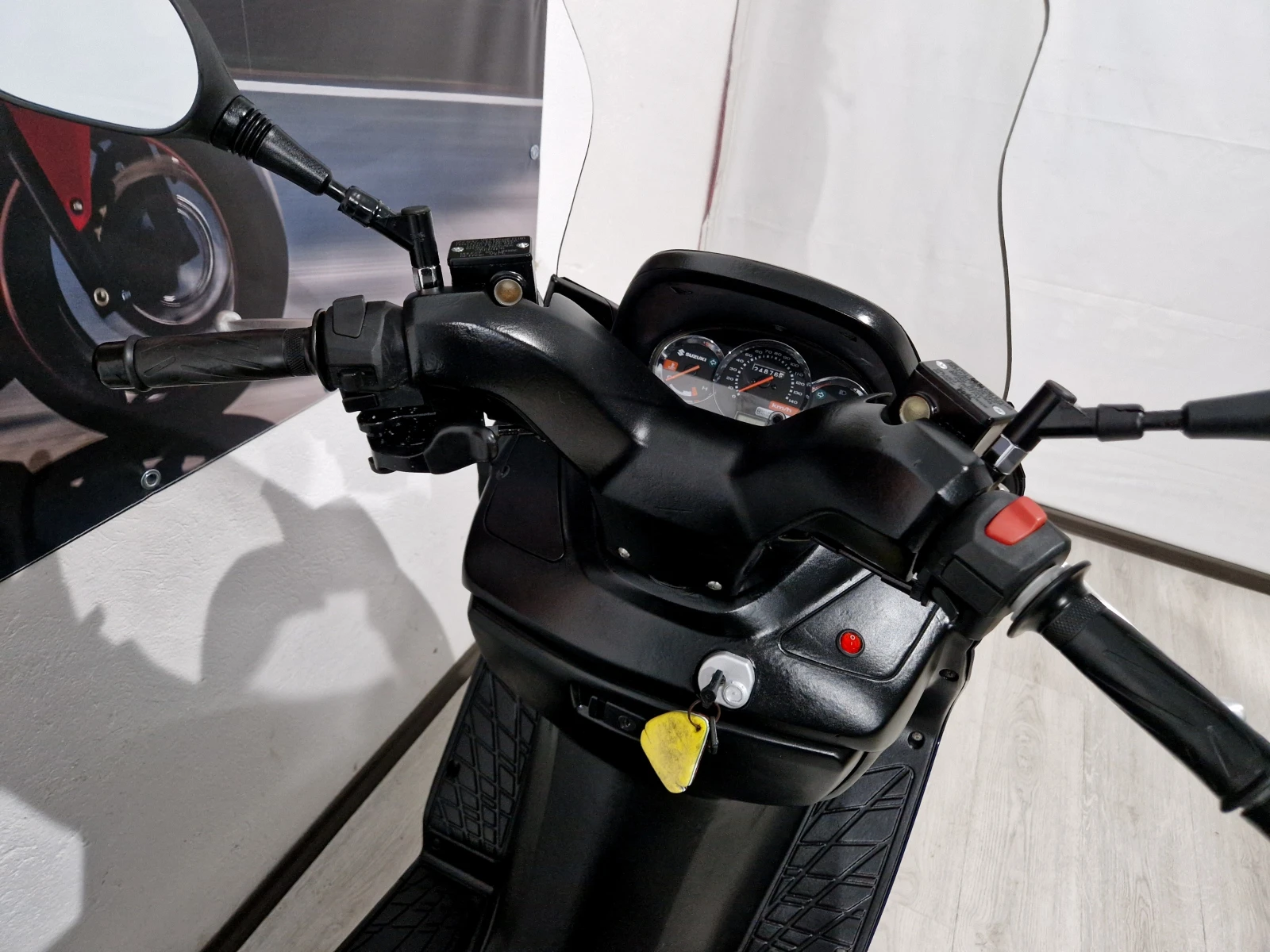 Suzuki Burgman 150cc , Уникат, 2004г!24876км!!, снимка 15 - Мотоциклети и мототехника - 54733511