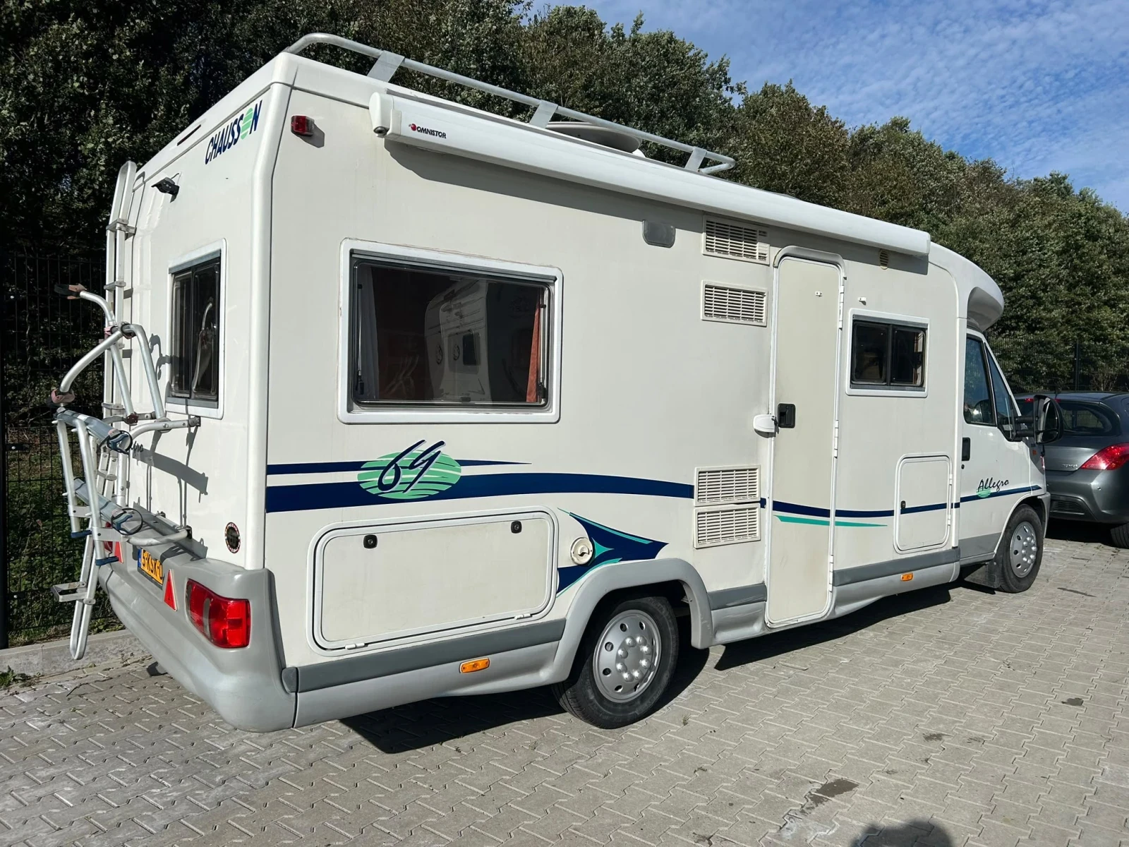 Кемпер Chausson Allegro, снимка 2 - Каравани и кемпери - 56656352