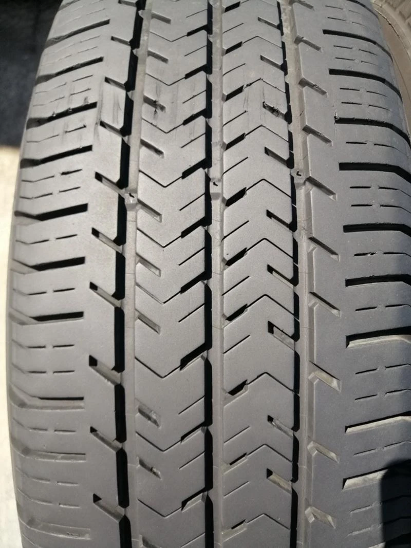 Гуми Летни 215/65R16, снимка 4 - Гуми и джанти - 36921094