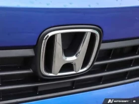 Honda Civic * Touring | Bose Audio | Apple Car Play * CARFAX *, снимка 12