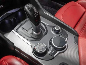 Alfa Romeo Giulia 2018 Alfa Romeo Giulia Ti Sport  - 13900 € / 27186.04 лв. - 17396863 14