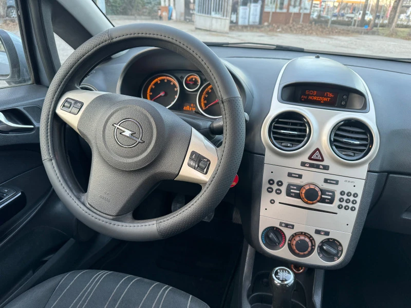 Opel Corsa 1.2i  80k.s. , снимка 9 - Автомобили и джипове - 48122432