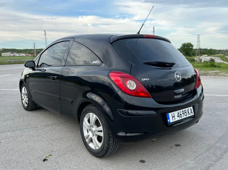 Opel Corsa 1.4i ГАЗ, снимка 3 - Автомобили и джипове - 45777932