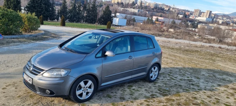 VW Golf Plus, снимка 3 - Автомобили и джипове - 49600597