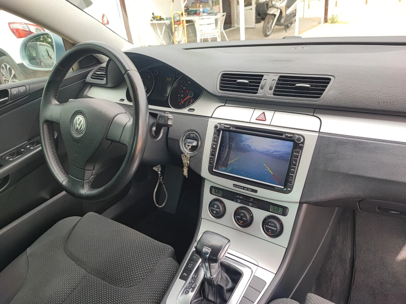 VW Passat КАТО НОВА, снимка 15 - Автомобили и джипове - 50486774
