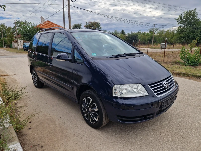 VW Sharan 1.9 TDI 7места, снимка 4 - Автомобили и джипове - 52124071