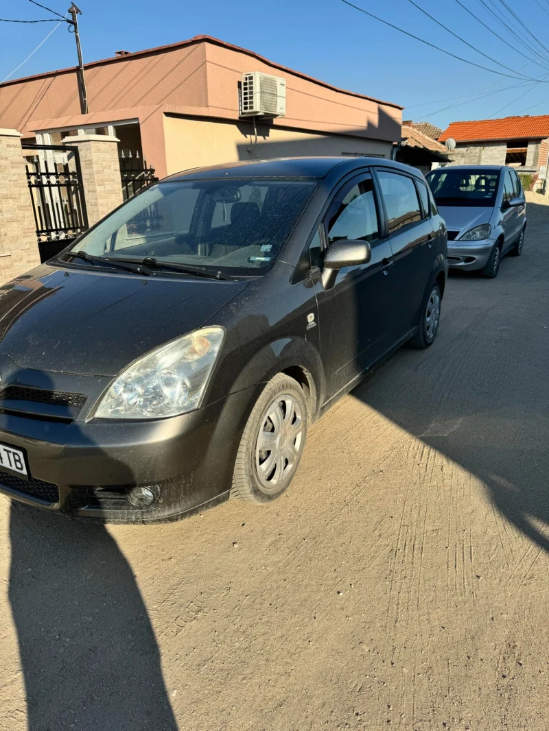Toyota Corolla verso, снимка 3 - Автомобили и джипове - 52361249