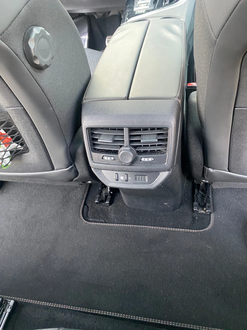Peugeot 5008 GTline, снимка 13 - Автомобили и джипове - 52432377