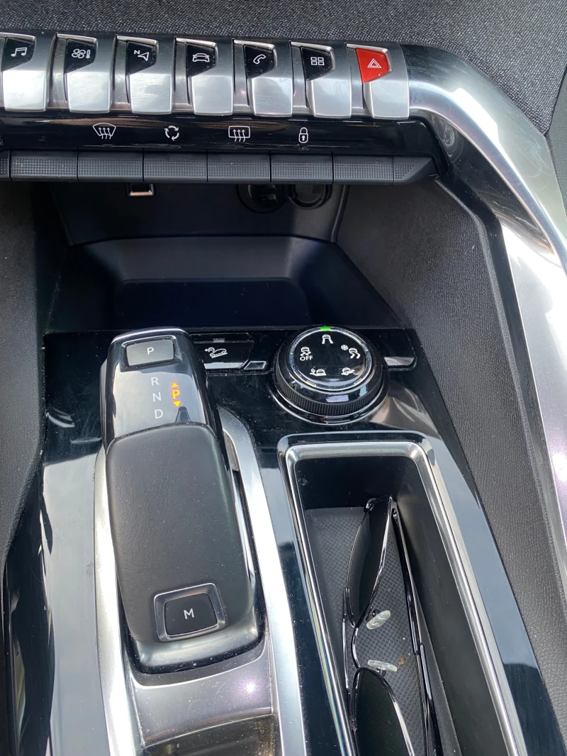 Peugeot 5008 GTline, снимка 10 - Автомобили и джипове - 52432377