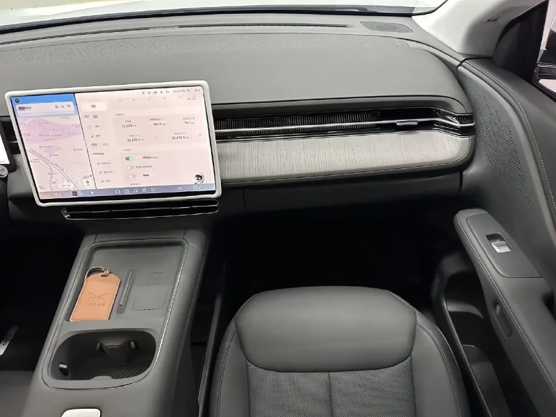 Xpeng G6 Long Range MAX Tech Edition, снимка 16 - Автомобили и джипове - 52858765