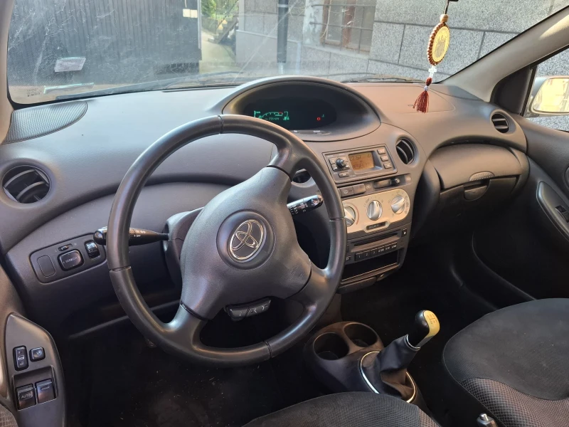 Toyota Yaris 1.4 d4d , снимка 7 - Автомобили и джипове - 52860906