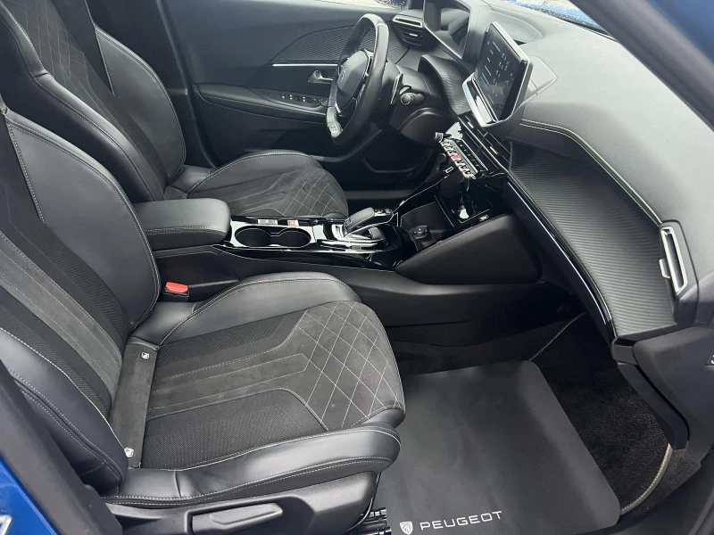 Peugeot 2008 * GT PACK *  155 hp  EAT8, снимка 9 - Автомобили и джипове - 53125114