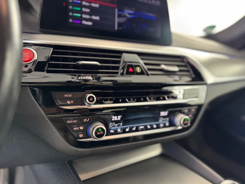 BMW M5 COMPETITION/625HP/xDRIVE/H&K/360/CARBON/933v, снимка 14 - Автомобили и джипове - 53444435