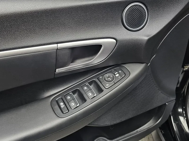 Hyundai Sonata (Dn8) 2.0 Smart, снимка 13 - Автомобили и джипове - 56305487