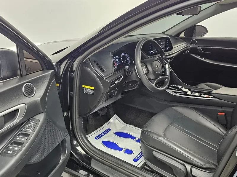 Hyundai Sonata (Dn8) 2.0 Smart, снимка 10 - Автомобили и джипове - 56305487