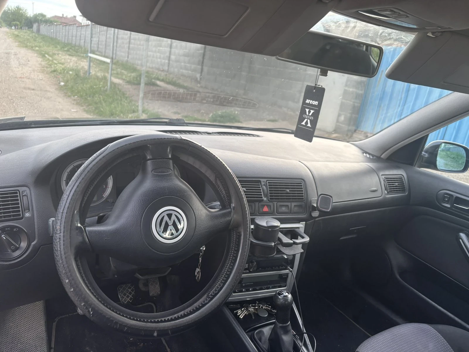 VW Golf 1.9 - изображение 5