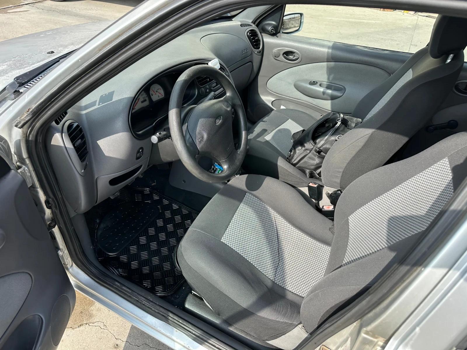 Ford Fiesta Бензин-1, 25зе-тек двигател - изображение 6