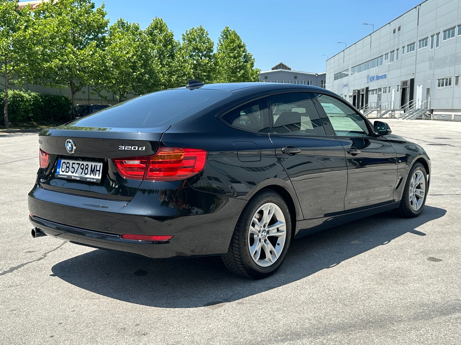 BMW 320 2.0d 184 к.с. XDrive - изображение 4