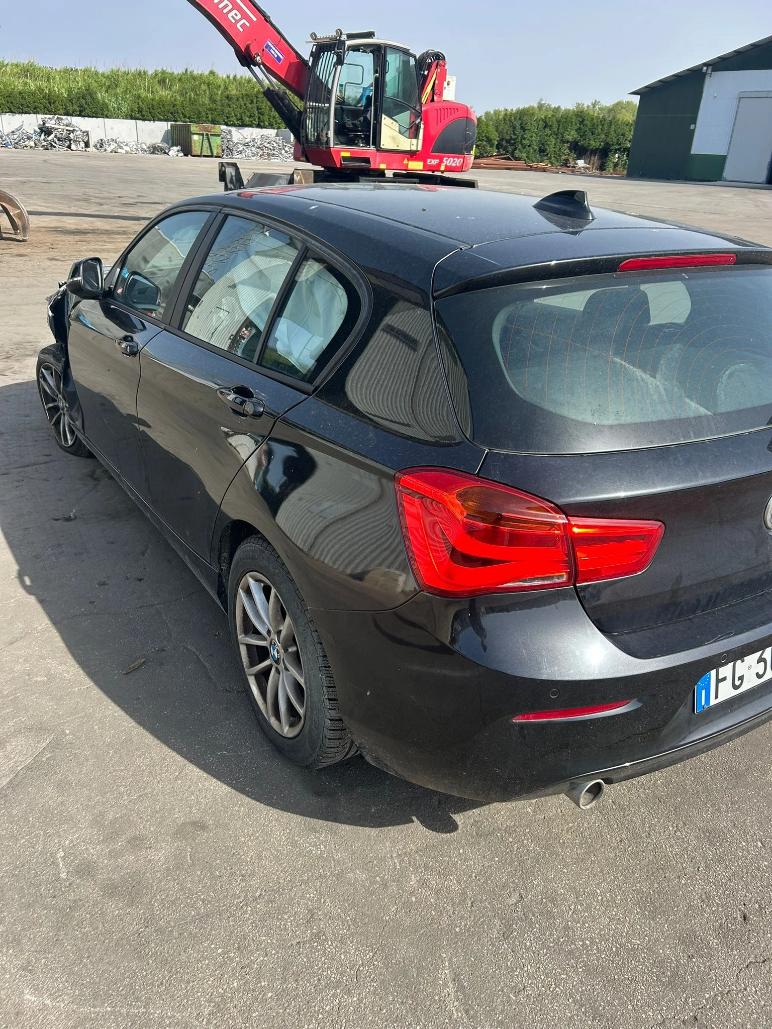 BMW 118  - изображение 4
