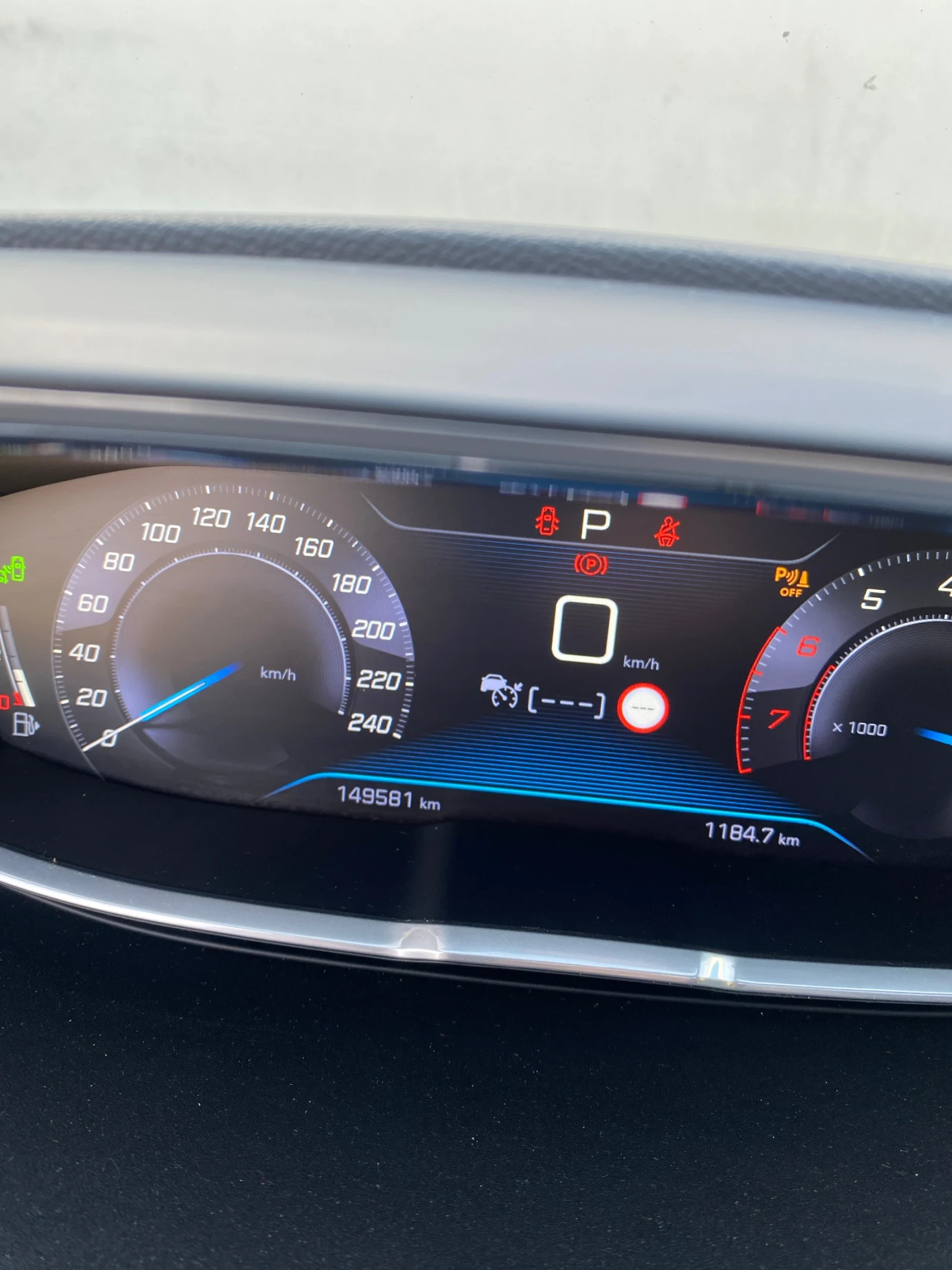 Peugeot 5008 GTline - изображение 9