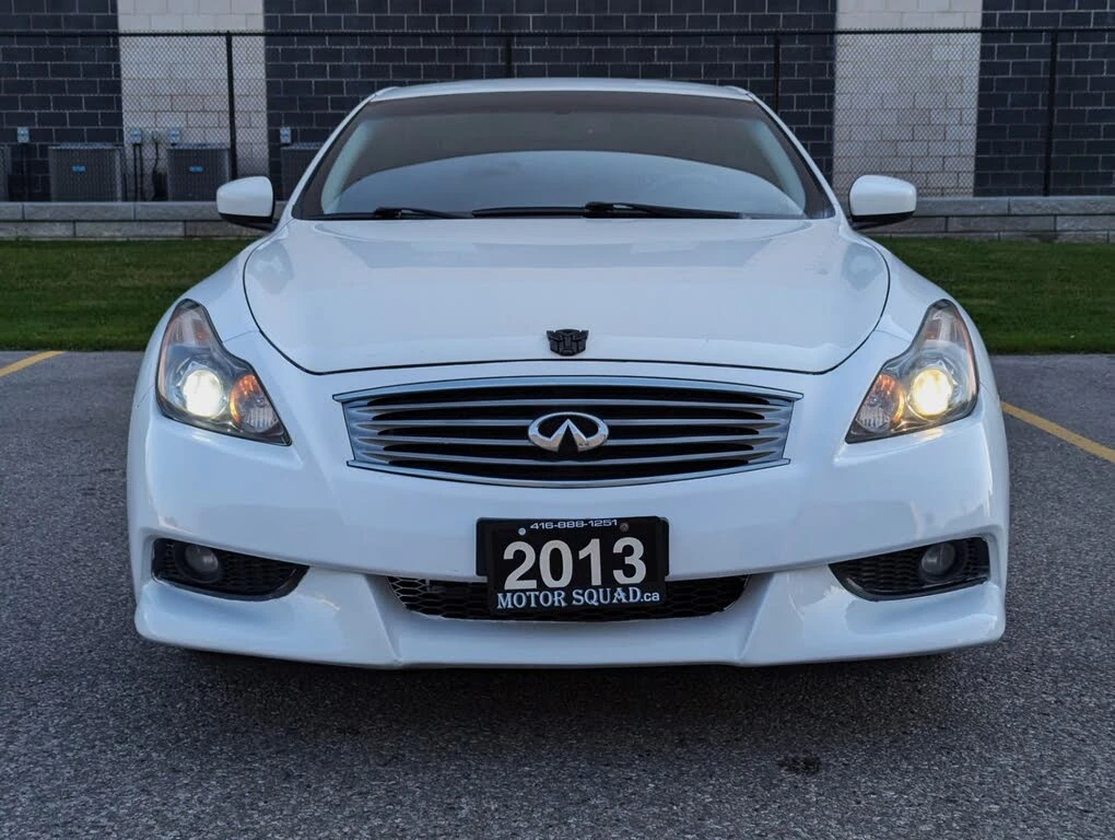 Infiniti G37, снимка 2 - Автомобили и джипове - 53780632