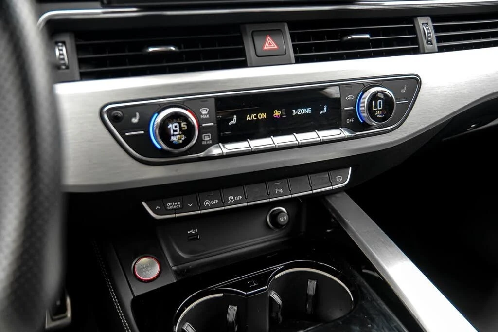 Audi S4 3.0Т* AвтоКредит * (ЦЕНА ДО БГ), снимка 17 - Автомобили и джипове - 54003091