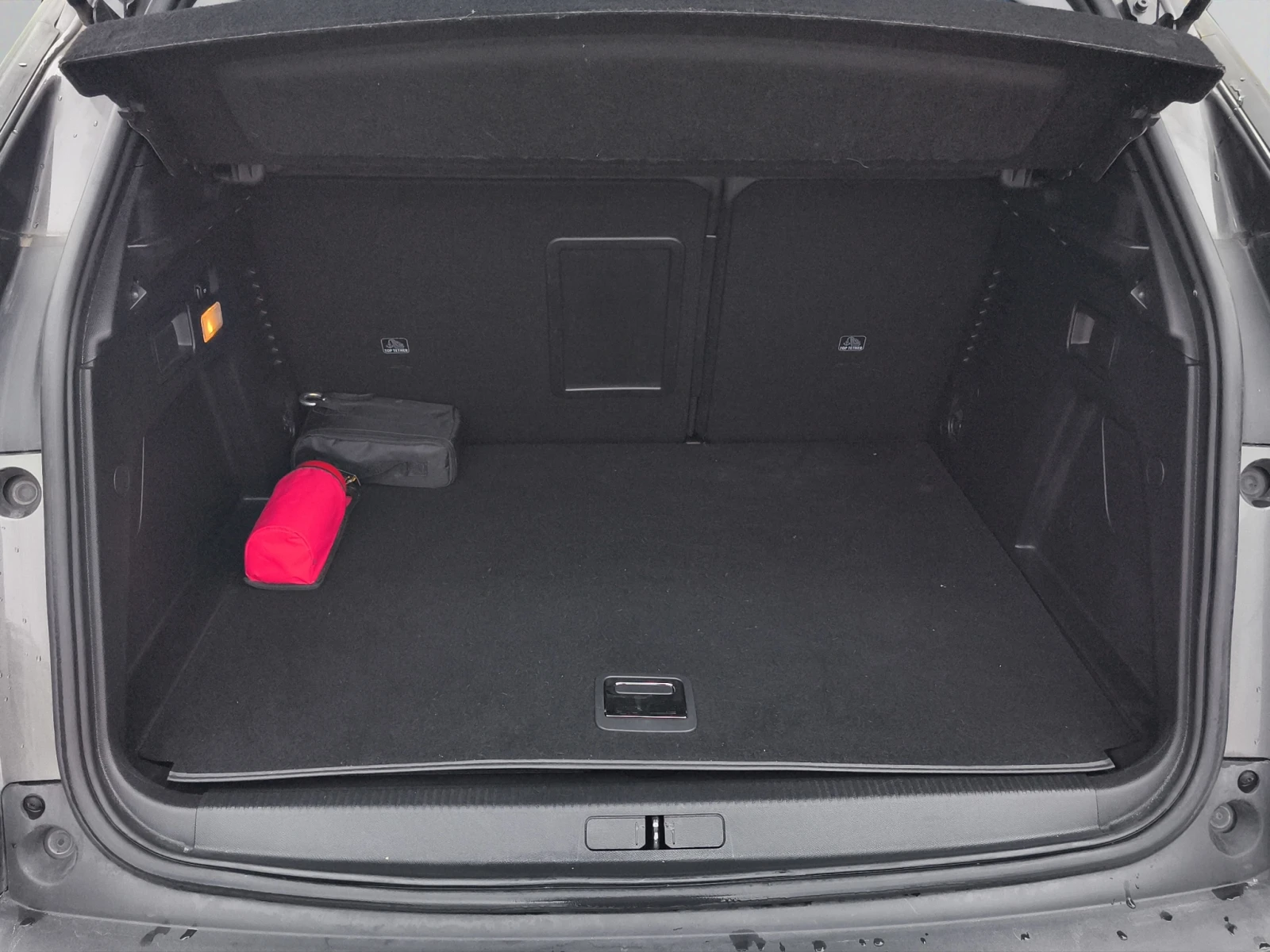 Peugeot 3008 ALLURE 1.6 Plug-in HYBRID 225 e-EAT8 E6 // 2102R12, снимка 14 - Автомобили и джипове - 54080624