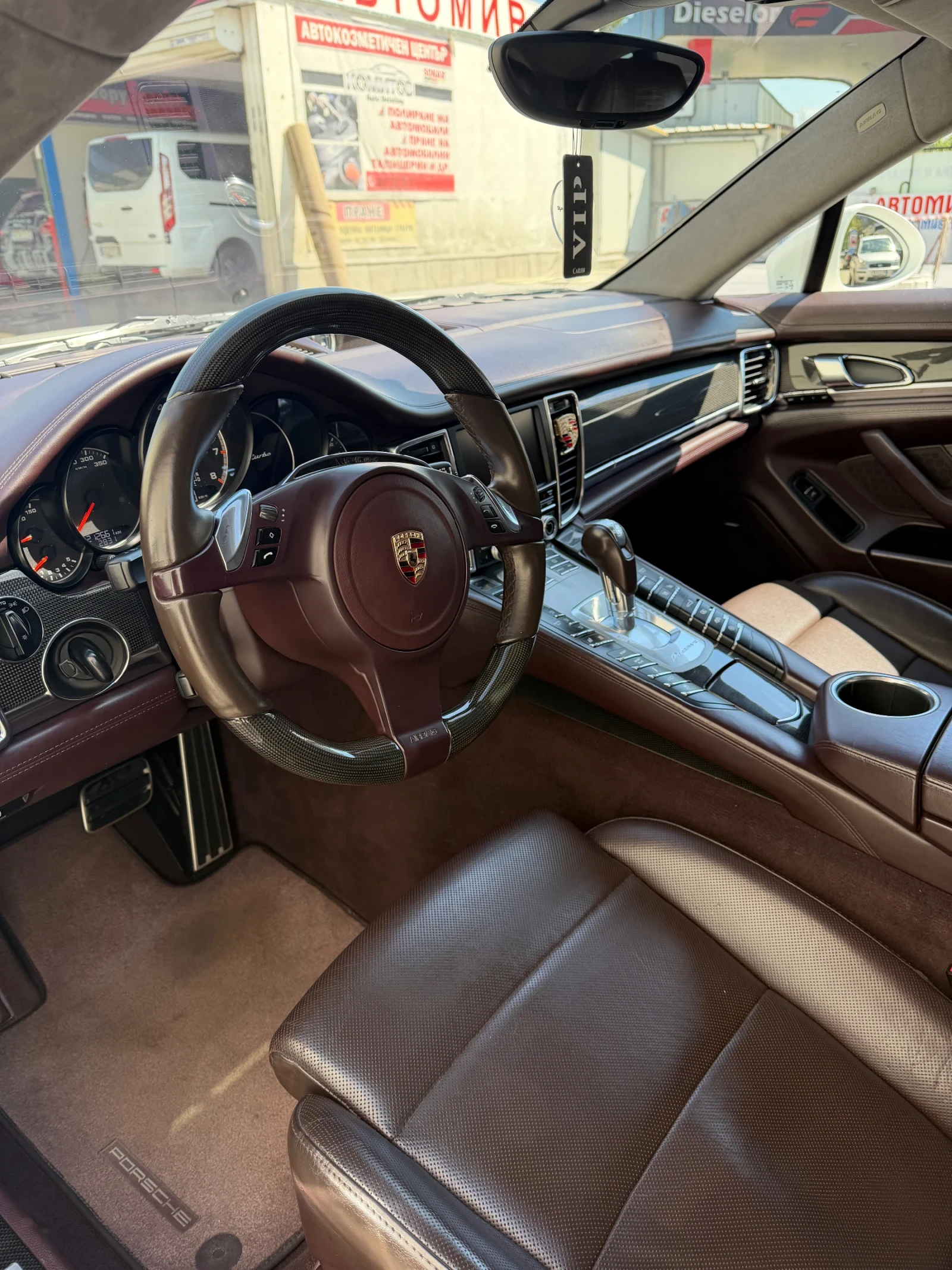 Porsche Panamera, снимка 11 - Автомобили и джипове - 54312148