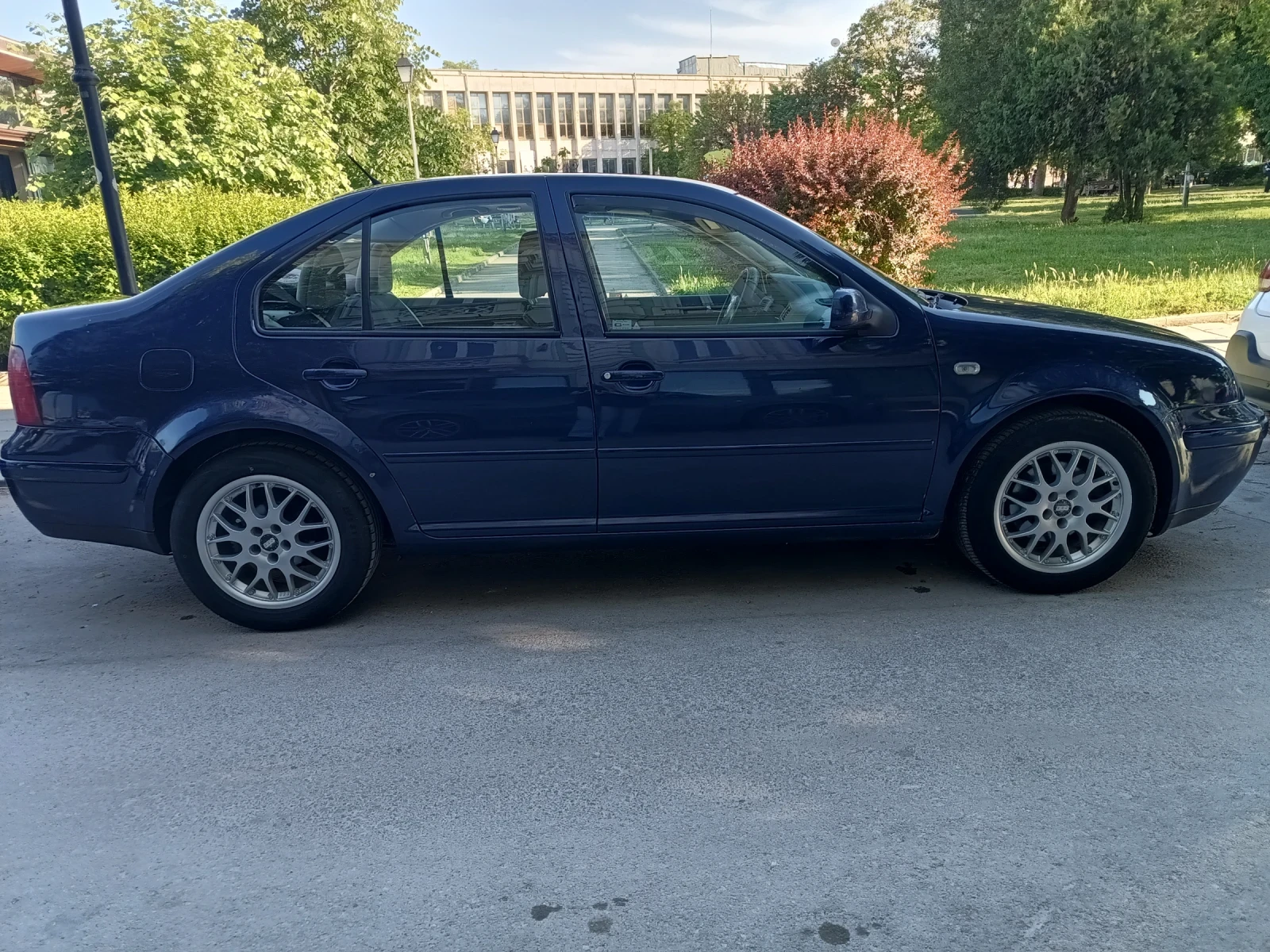 VW Bora 1.9 TDI, снимка 2 - Автомобили и джипове - 54568481