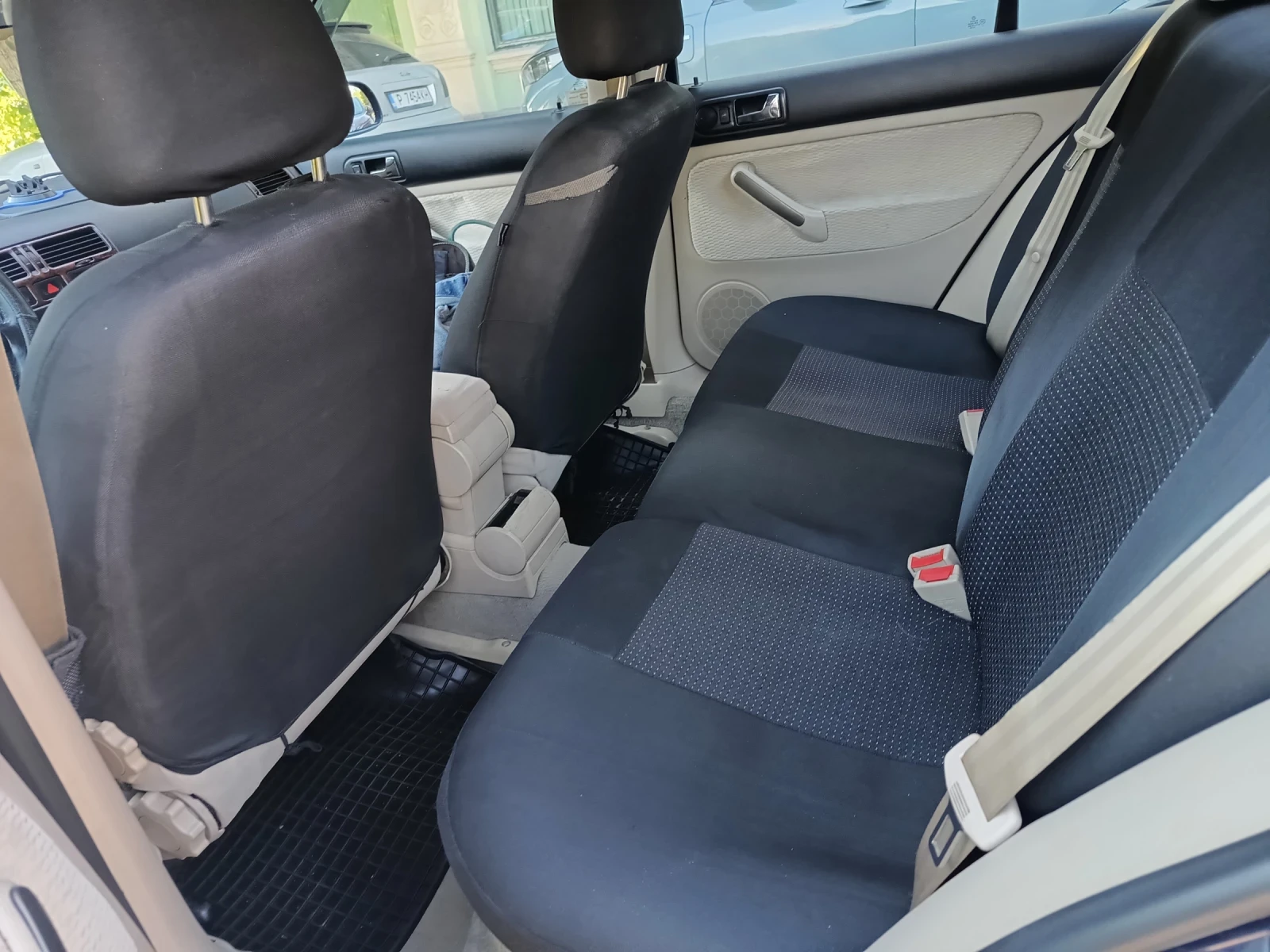 VW Bora 1.9 TDI, снимка 7 - Автомобили и джипове - 54568481