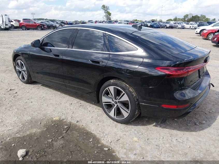 Audi A6 E-Tron Premium Plus, снимка 3 - Автомобили и джипове - 55140002