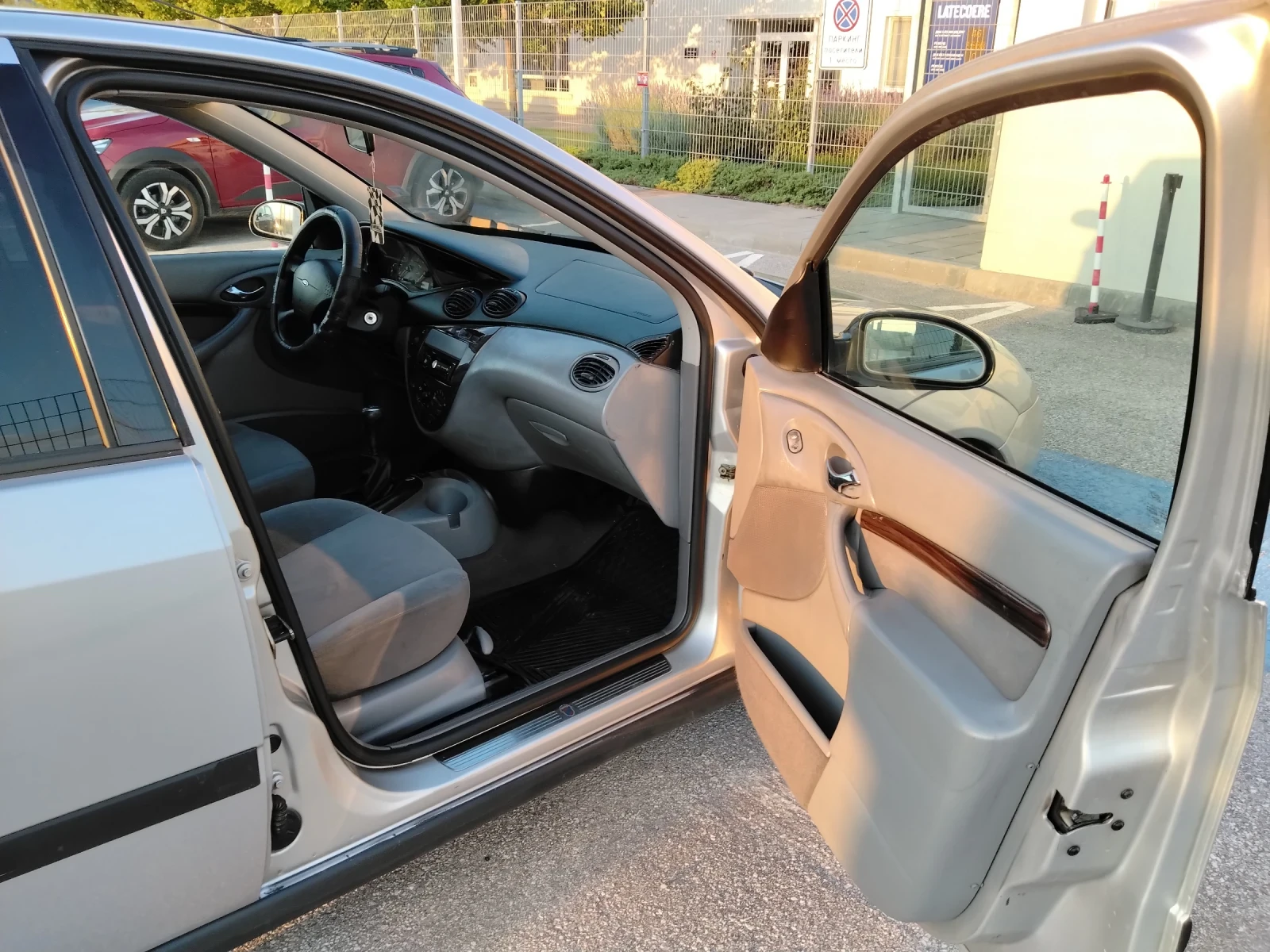 Ford Focus 1.6 газ бензин, снимка 7 - Автомобили и джипове - 55168169