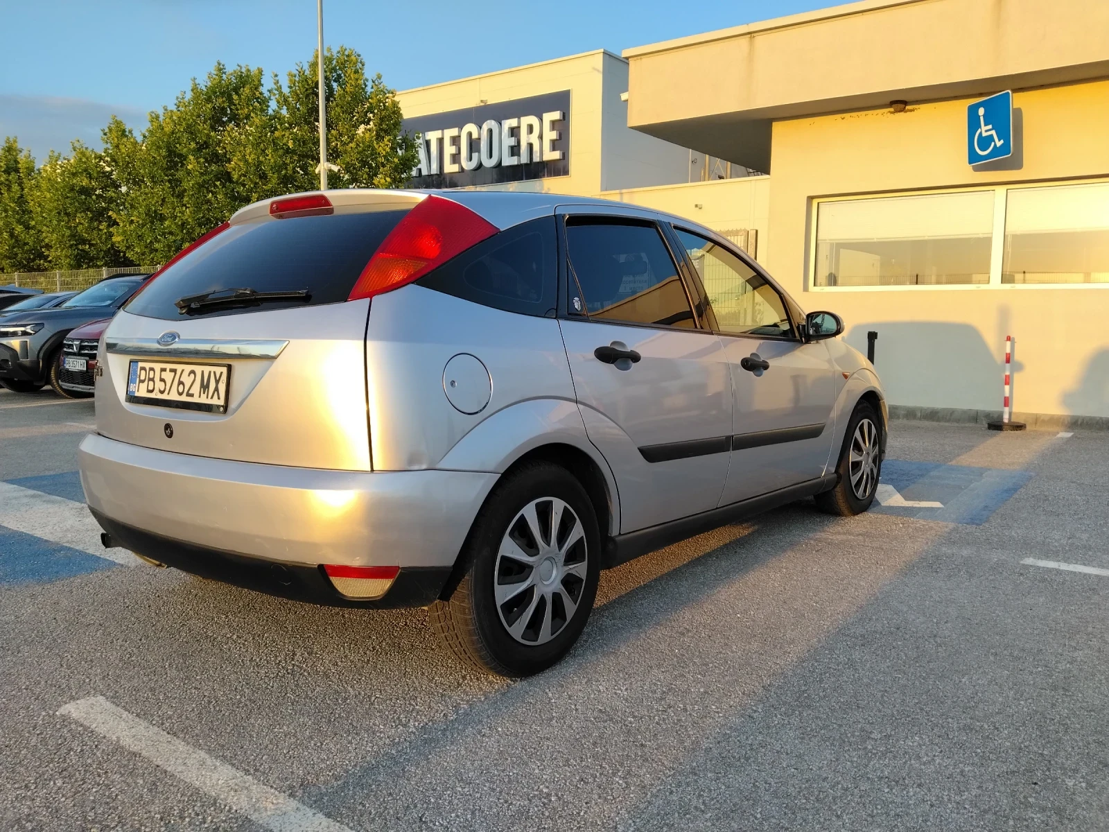 Ford Focus 1.6 газ бензин, снимка 5 - Автомобили и джипове - 55168169