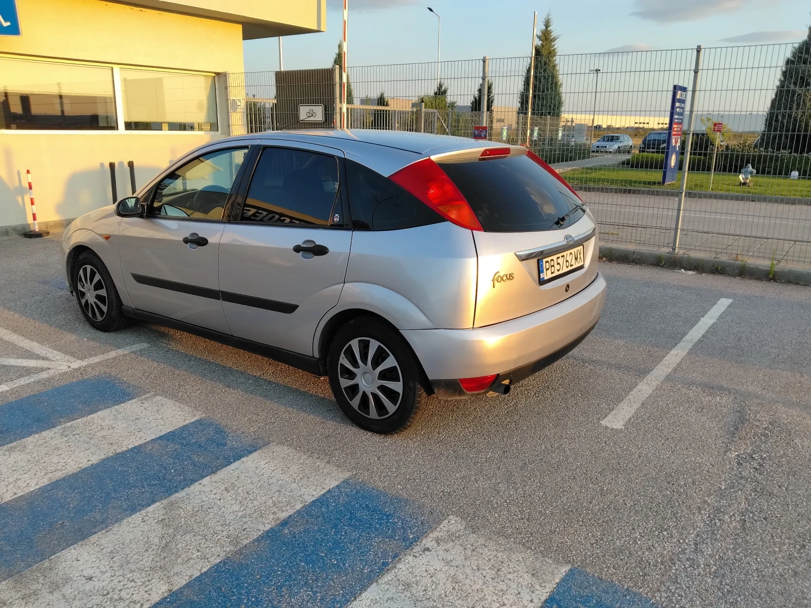 Ford Focus 1.6 газ бензин, снимка 3 - Автомобили и джипове - 55168169