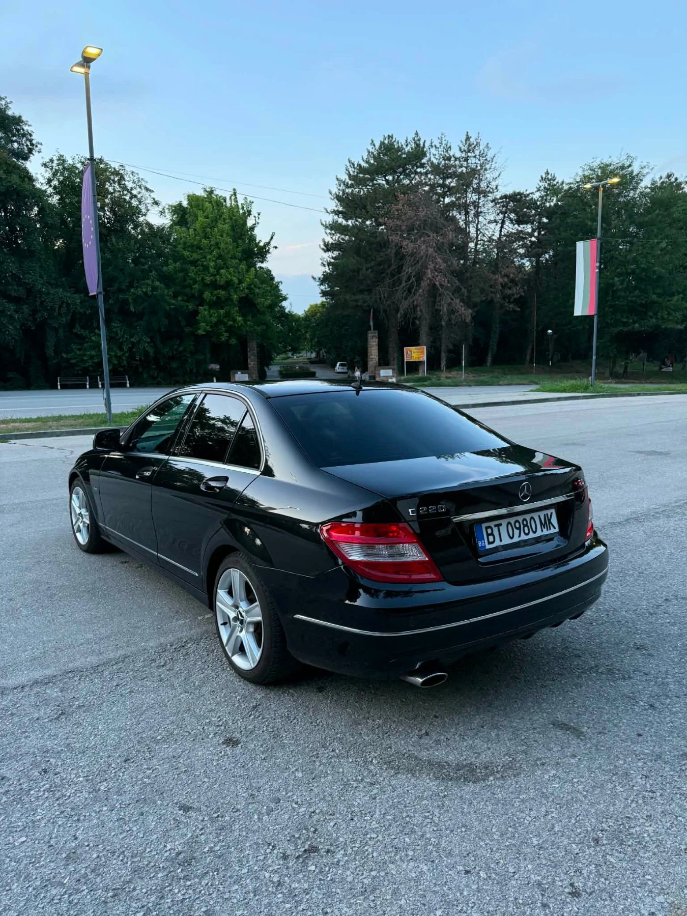 Mercedes-Benz C 220, снимка 8 - Автомобили и джипове - 55371717