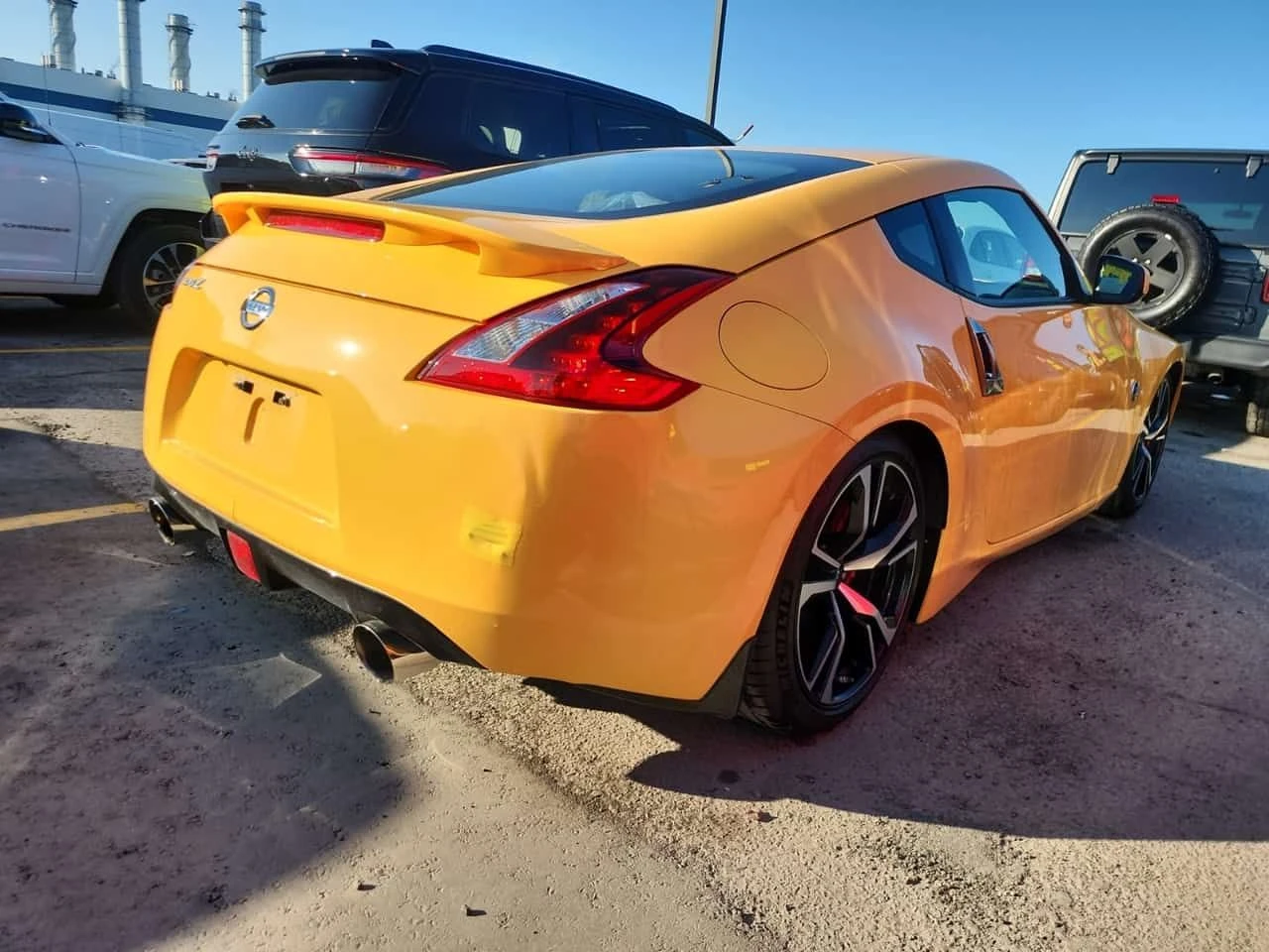 Nissan 370Z SPORT * CARFAX * БЕЗ ПЪРВОНАЧАЛНА ВНОСКА, снимка 3 - Автомобили и джипове - 55475659