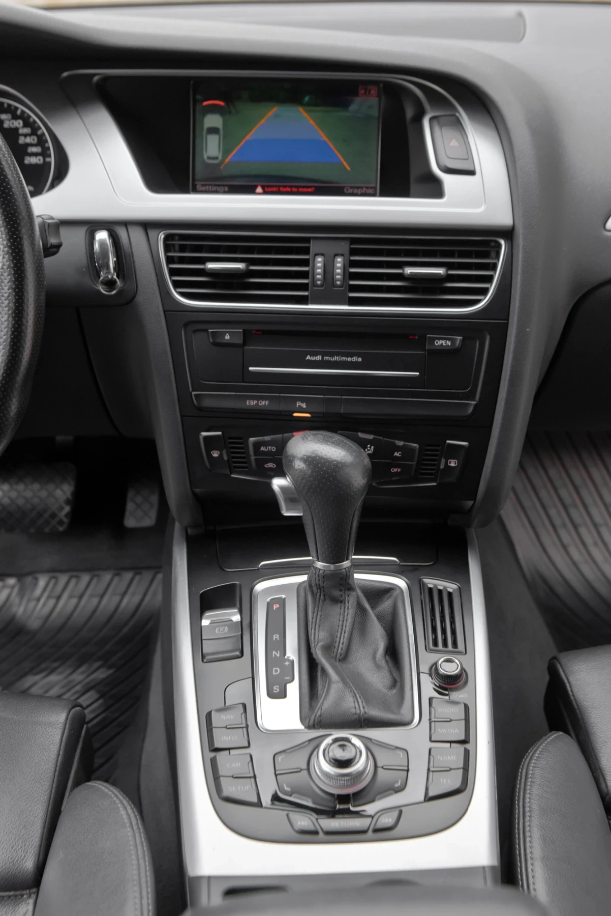 Audi A4 3X S-LINE// MEMORY// CAMERA// RS SALOON// 2010// , снимка 10 - Автомобили и джипове - 55803547