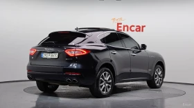 Maserati Levante 3.0 AWD GranLusso* КОЖА* ОБДУХВ* НАВИ* ПАНО, снимка 2