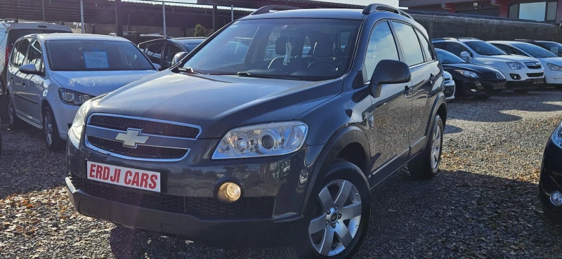 Chevrolet Captiva 2.4i* 7-местна, снимка 8 - Автомобили и джипове - 48268051