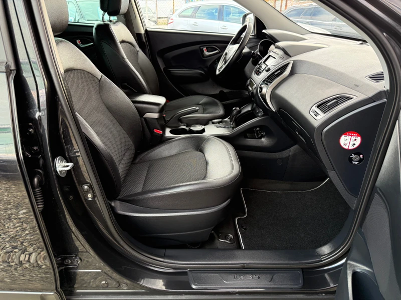 Hyundai IX35 2.0 i, снимка 15 - Автомобили и джипове - 52028969