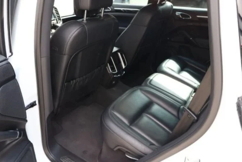 Porsche Cayenne, снимка 12 - Автомобили и джипове - 52627302